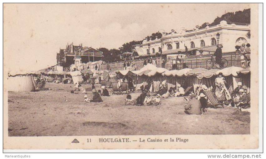 CPA 14 HOULGATE - Le Casino Et La Plage - Houlgate