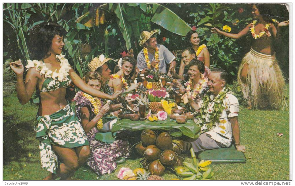 ZS7261 Luau`S Hawaii  Used Good  Shape - Autres & Non Classés