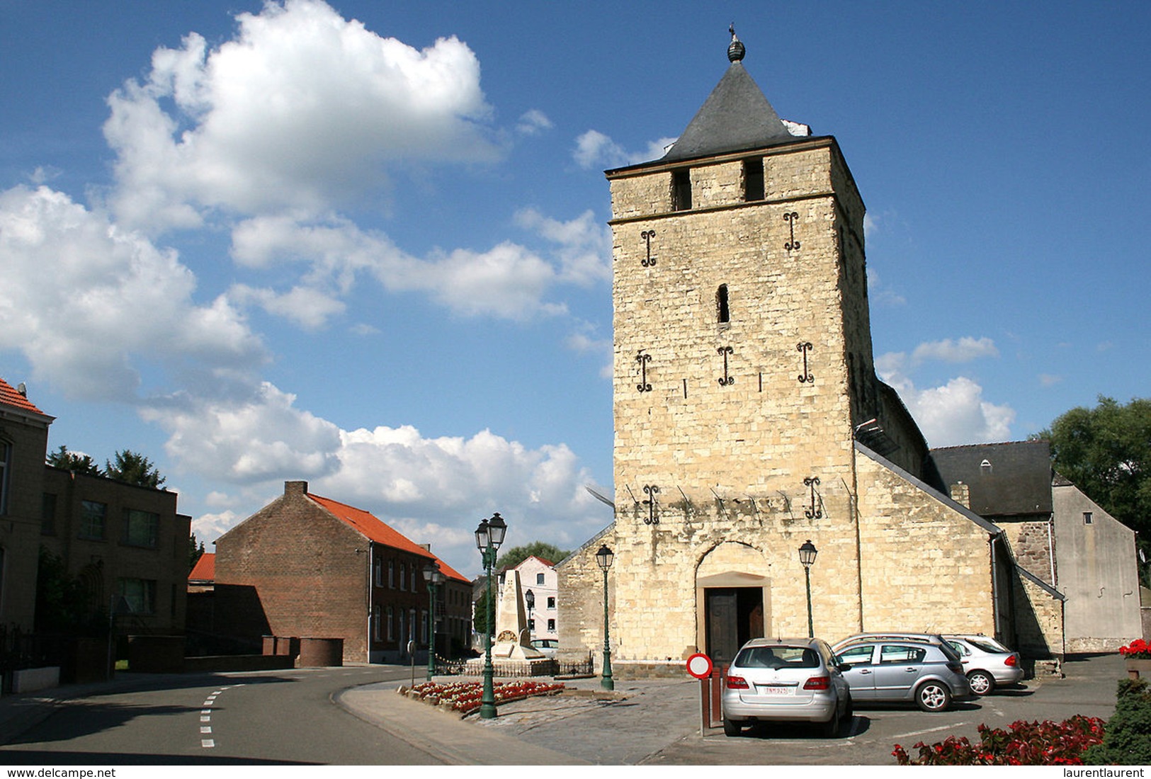 Neerheylissem - Eglise - (voiture) - Helecine