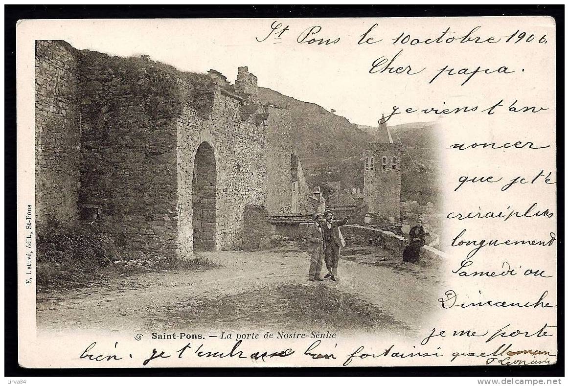 CPA  ANCIENNE- FRANCE- SAINT-PONS (34)- LA PORTE DE NOSTRE-SÉNHE EN GROS PLAN AVEC ANIMATION- - Saint-Pons-de-Thomières