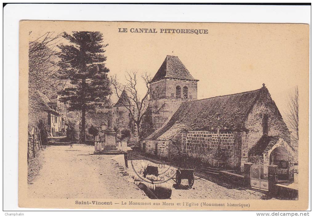 Saint-Vincent - Le Monument Aux Morts Et L'Eglise (Monument Historique) - Sonstige & Ohne Zuordnung