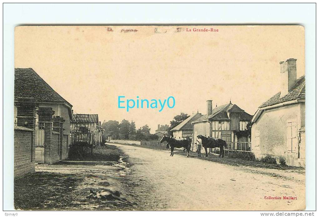 CARTE PHOTO à IDENTIFIER - Village Pendant La Guerre 14/18 - éditeur Maillard à Localiser - A Identifier