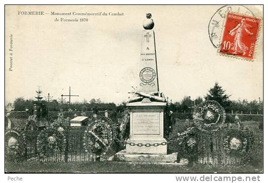 N°15477 -cpa Formerie -monument Commémoratif Du Combat De Formerie En 1870- - Formerie