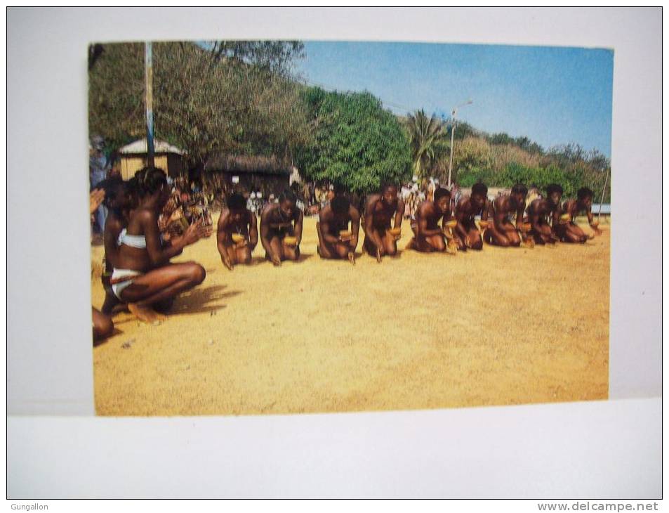 Krugnima- Danse D'initiation Des Jeunes Filles Bassar (Togo) - Togo