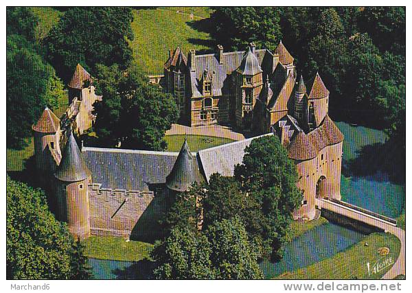 AINAY LE VIEIL LE PETIT CARCASSONNE VUE AERIENNE DU CHATEAU Editeur Valoire - Ainay-le-Vieil