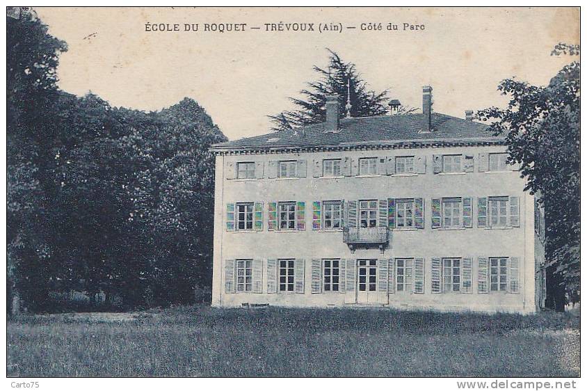 Trévoux 01 -  Ecole Du Roquet  Et Parc - Trévoux