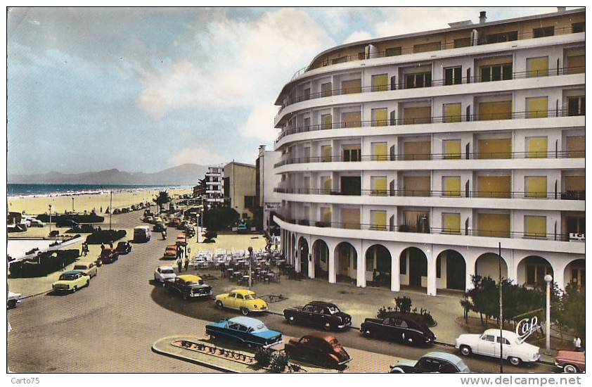 Canet Plage 66 - Résidence Bords De Mer - Automobiles - Canet En Roussillon