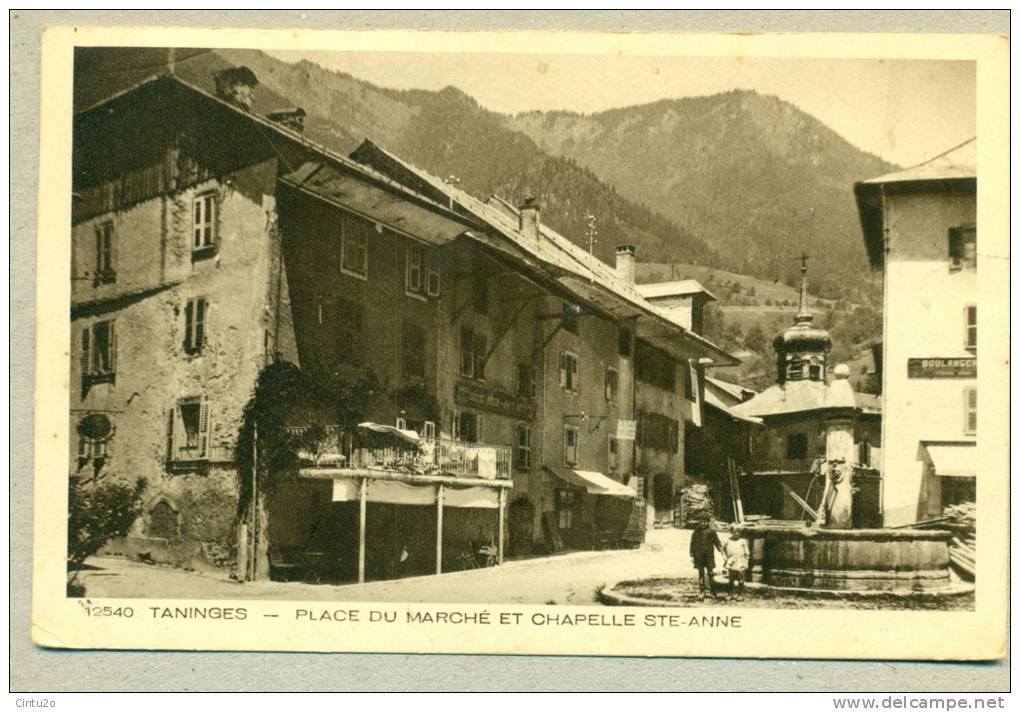 Haute-Savoie-----Taninges--Place Du Marché Et Chapelle Ste-Anne----- - Taninges