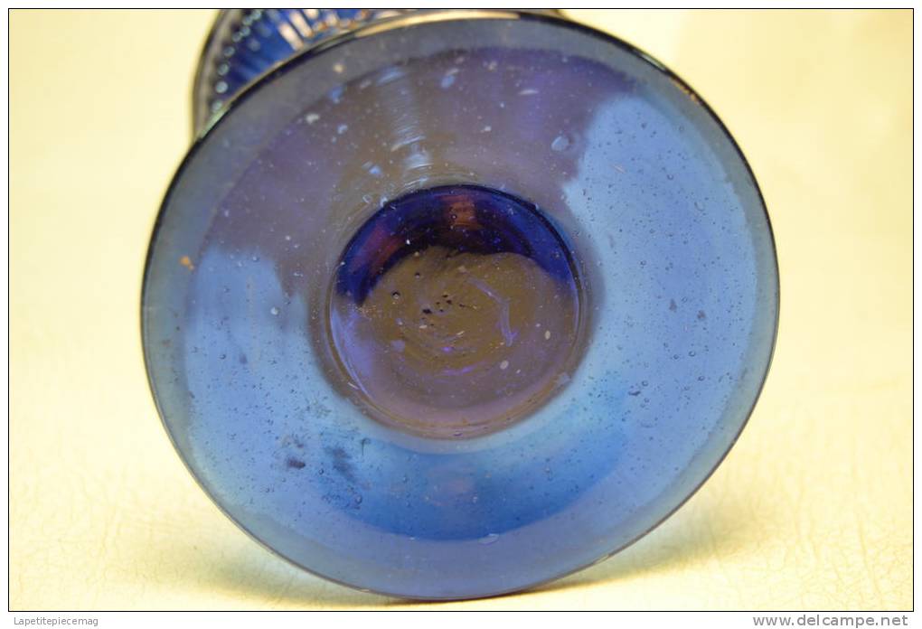 Ancienne Base De Lampe A Pétrole / Huile En Verre Bleu. Verre Soufflé - Leuchten & Kronleuchter