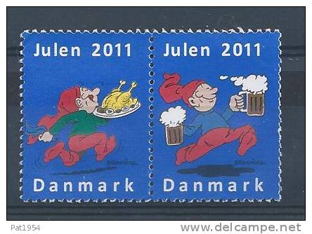 Paire De Vignettes De Noël Du Danemark De 2011 - Plaatfouten En Curiosa