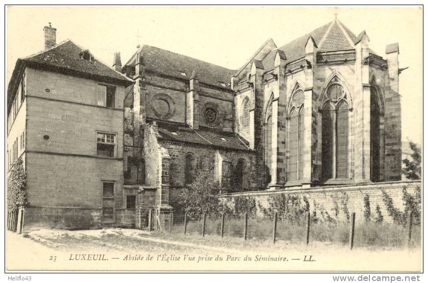 70/CPA - Luxeuil - Abside De L'Eglise - Vue Prise Du Parc Du Séminaire - Luxeuil Les Bains