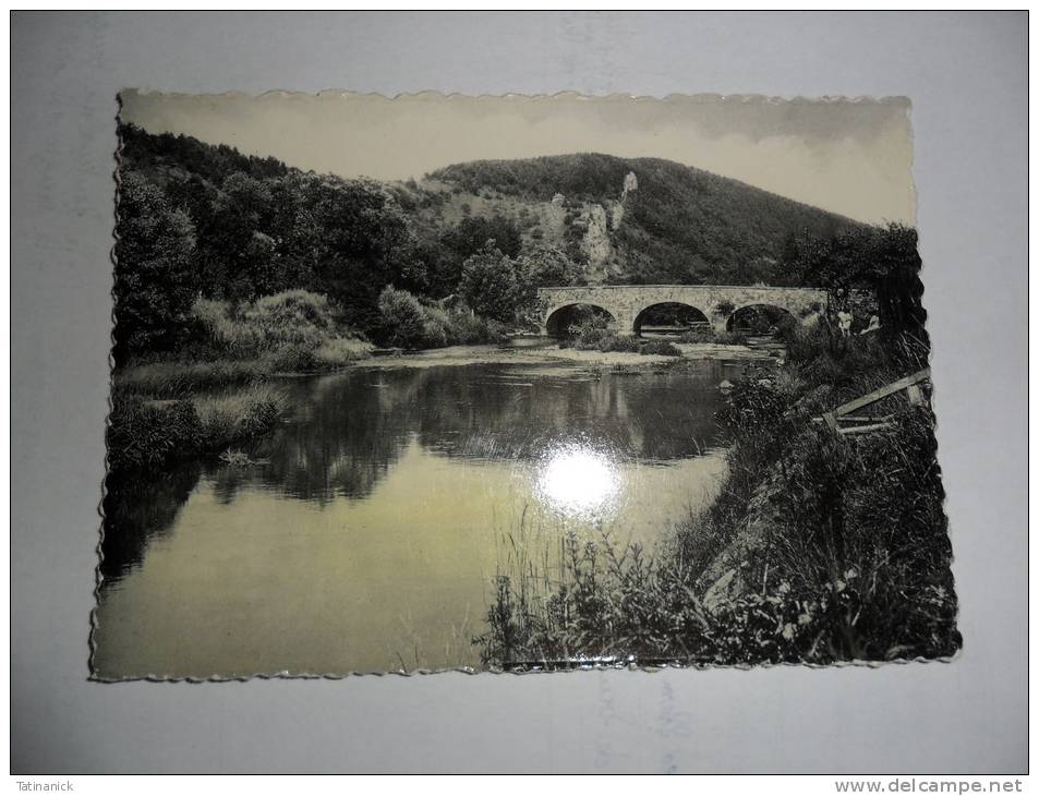 Olloy-sur-viroin Le Viroin Et Le Vieux Pont De Pierres - Viroinval