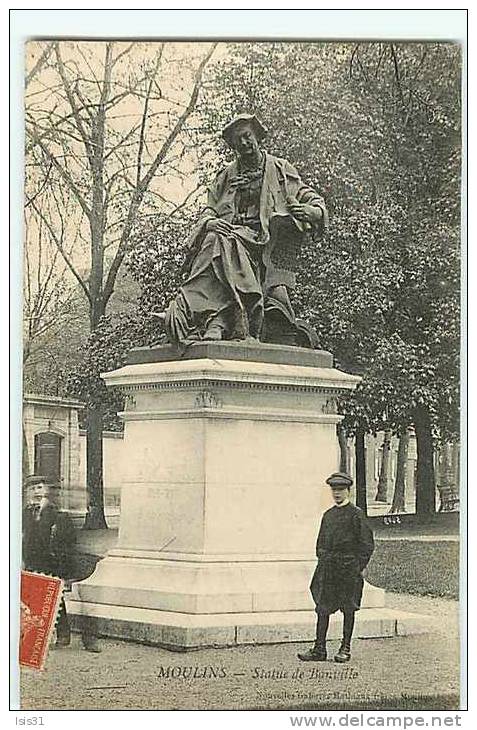 Dép 03 - Moulins - Statue De Banville   - état - Moulins