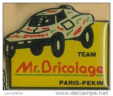 PINS MR BRICOLAGE AUTOMOBILE  PARIS PEKIN - Andere & Zonder Classificatie