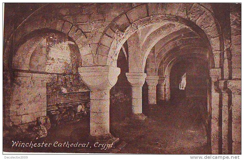 B5102 Winchester Cathedral Crypt Not  Used Good  Shape - Winchester