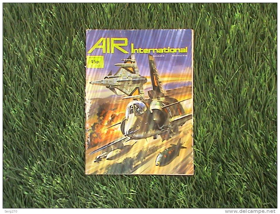 Air International Version Anglaise - Format 20,7 X 28 Cm - VOL 11  - Number 5- NOVEMBRE  1976 - Autres & Non Classés