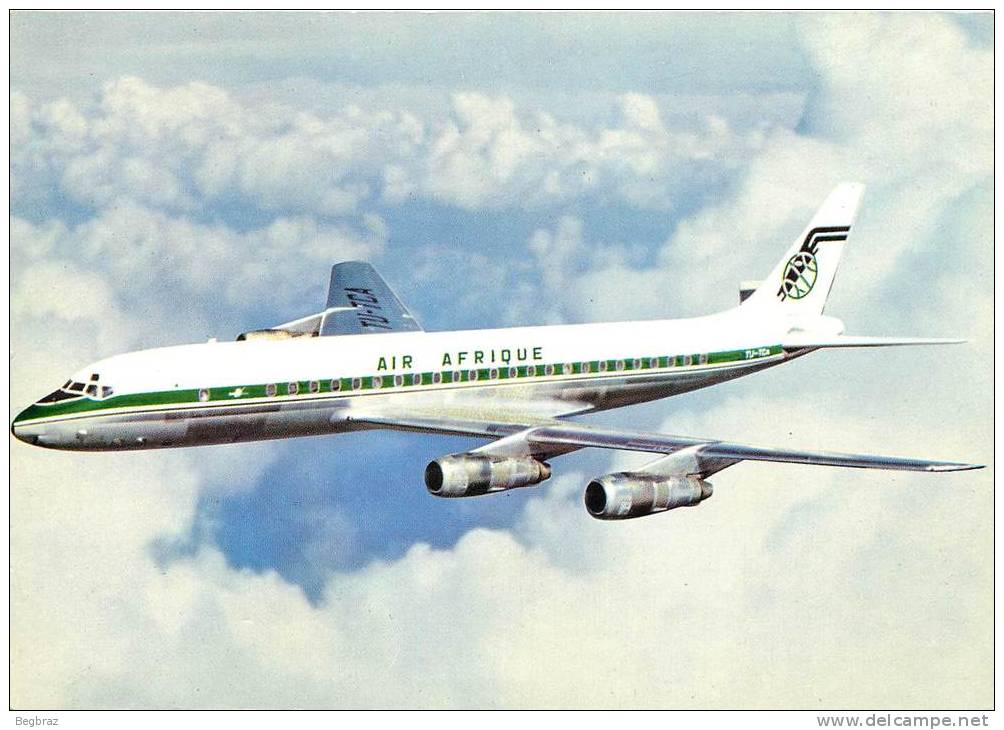 AVION CIVIL   JET DC 8   TURBOFAN    AIR AFRIQUE - 1946-....: Moderne