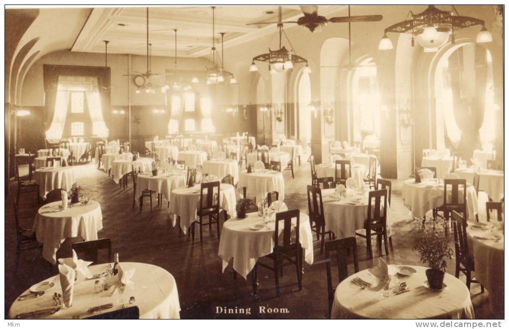 The Oriental Hotel Dining Room - Kobe