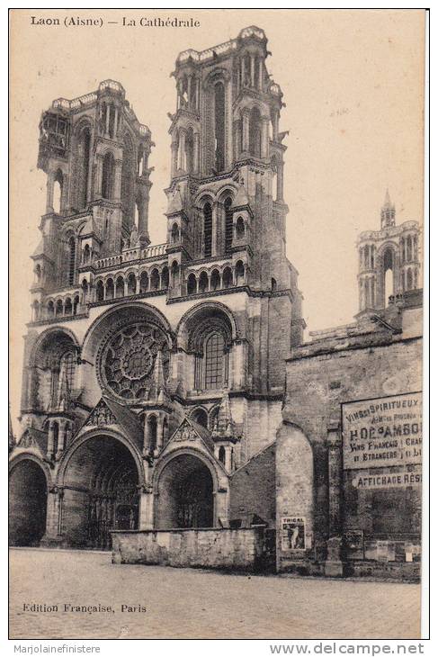 Dép. 02 - LAON (Aisne) - La Cathédrale. Edition Française Paris. Affichage Vins Spiritueux Et Aff. Résident. - Laon