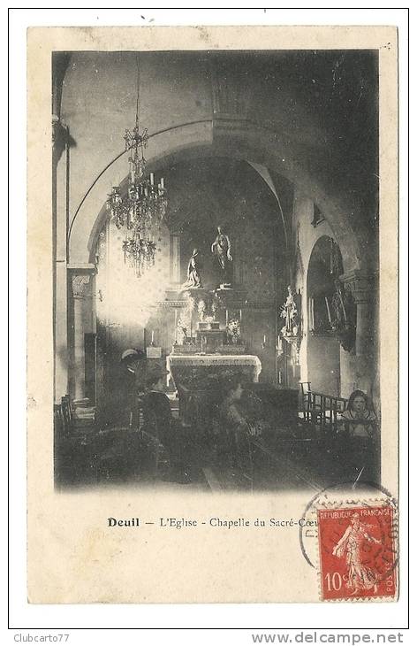 Deuil-la-Barre (95) : Paroissiennes Dans La Chapelle Du Sacré-Coeur De L'église En 1907 (animée). - Deuil La Barre