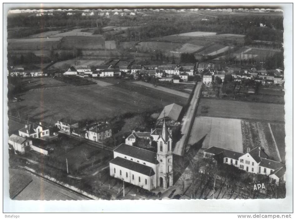 CPM DPT 65 LABARTHE DE NESTE VUE AERIENNE - La Barthe De Neste