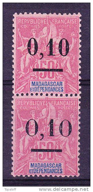 MADAGASCAR N°53 Type I Et II Se Tenant En Paire Verticale Neuf Charniere + Variété Barre Du 1 Plus Courte - Neufs