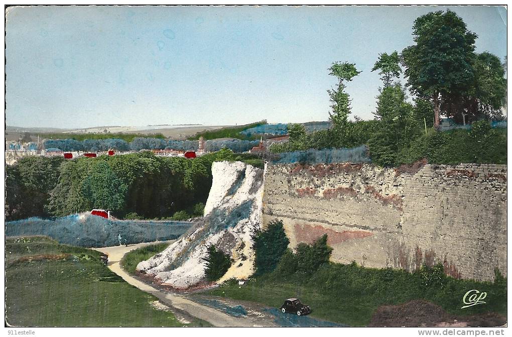 80  DOULLENS - ( Somme ) -   Vue Générale - Doullens