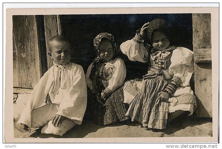 Folklore VI.9 Vazec Liptov Detsky Motiv Trois Enfants Fot. Karel Plicka C. 1924 - Slovaquie