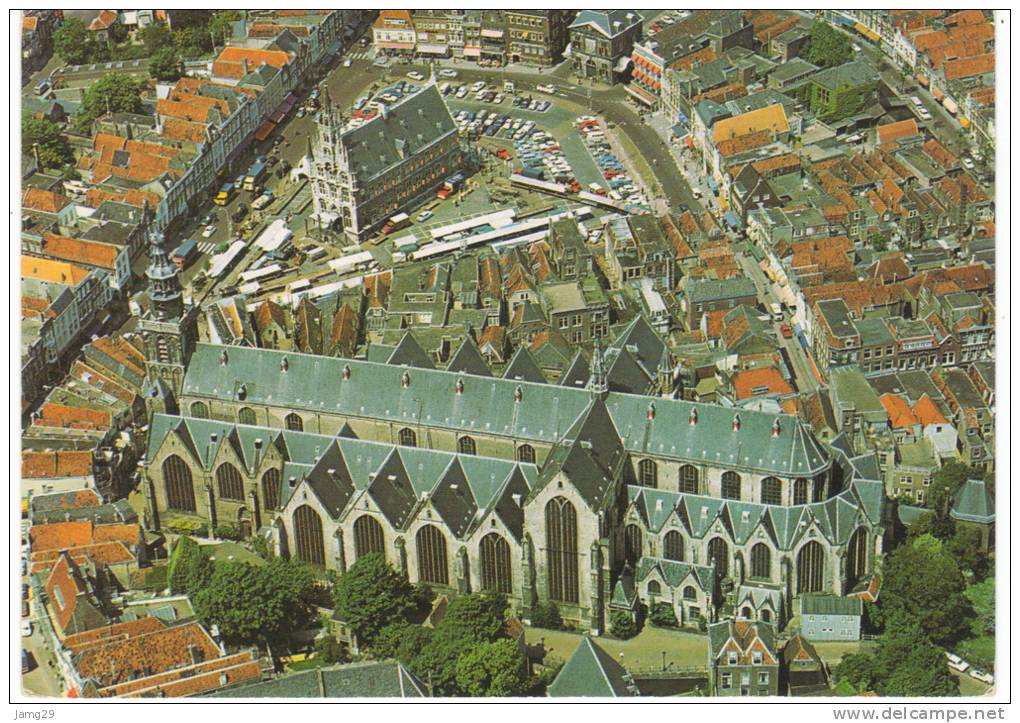 Nederland/Holland, Gouda, St. Janskerk En Het Stadhuis, Ca. 1980 - Gouda