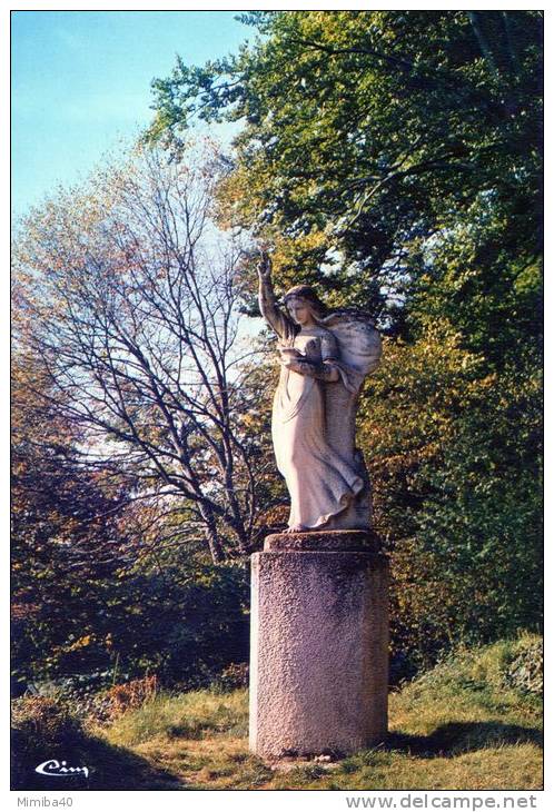 LYONS-LA-FORET - Notre Dame De La Paix - Lyons-la-Forêt