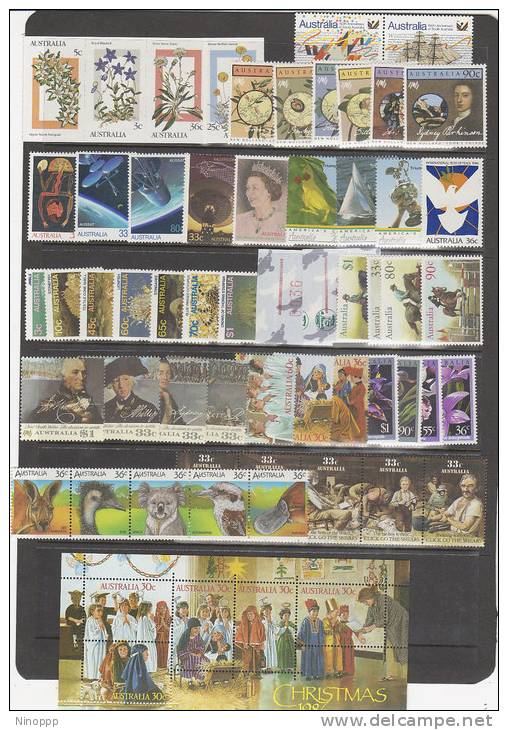 Australia-1986 Year, 55 Stamps + 1 MS MNH - Sammlungen
