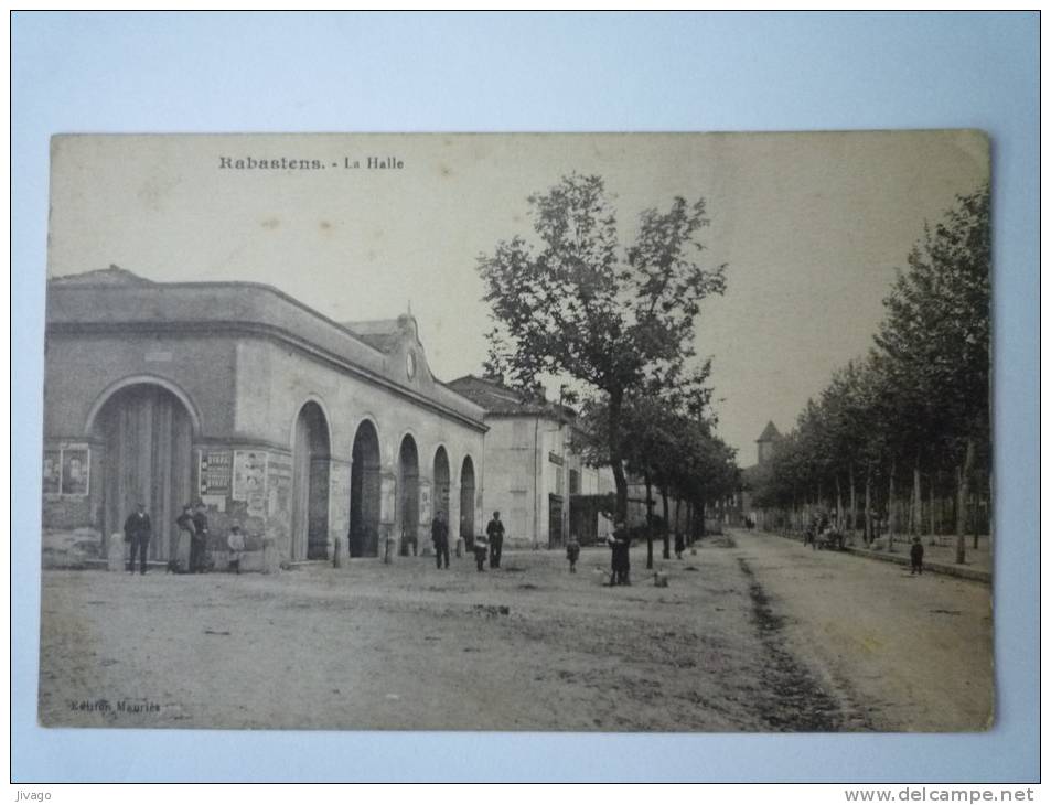 RABASTENS  (Tarn)  :  La  HALLE - Rabastens