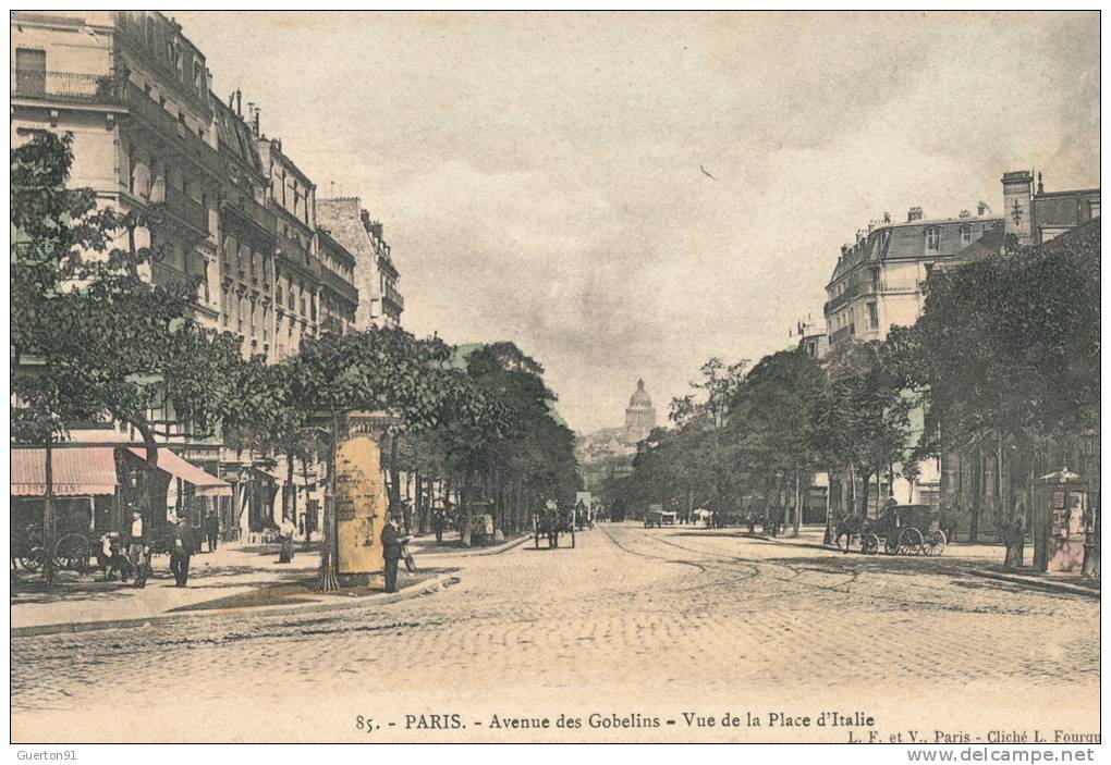 CPA (75)  PARIS XIII  /  Avenue Des GOBELINS  -  Vue De La Place D' ITALIE  - - Distretto: 13