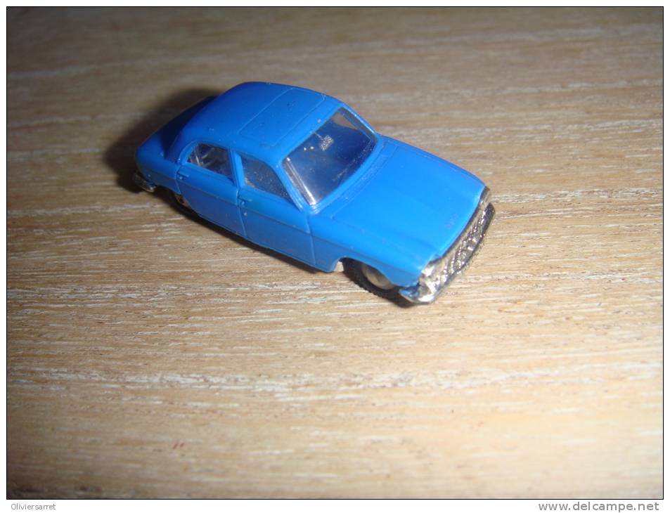 Micro Norev Peugeot 204 - Toy Memorabilia