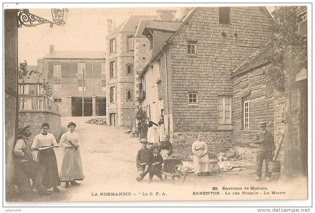 MANCHE 50.BARENTON.LA RUE ROUELLE.LA MAIRIE - Barenton