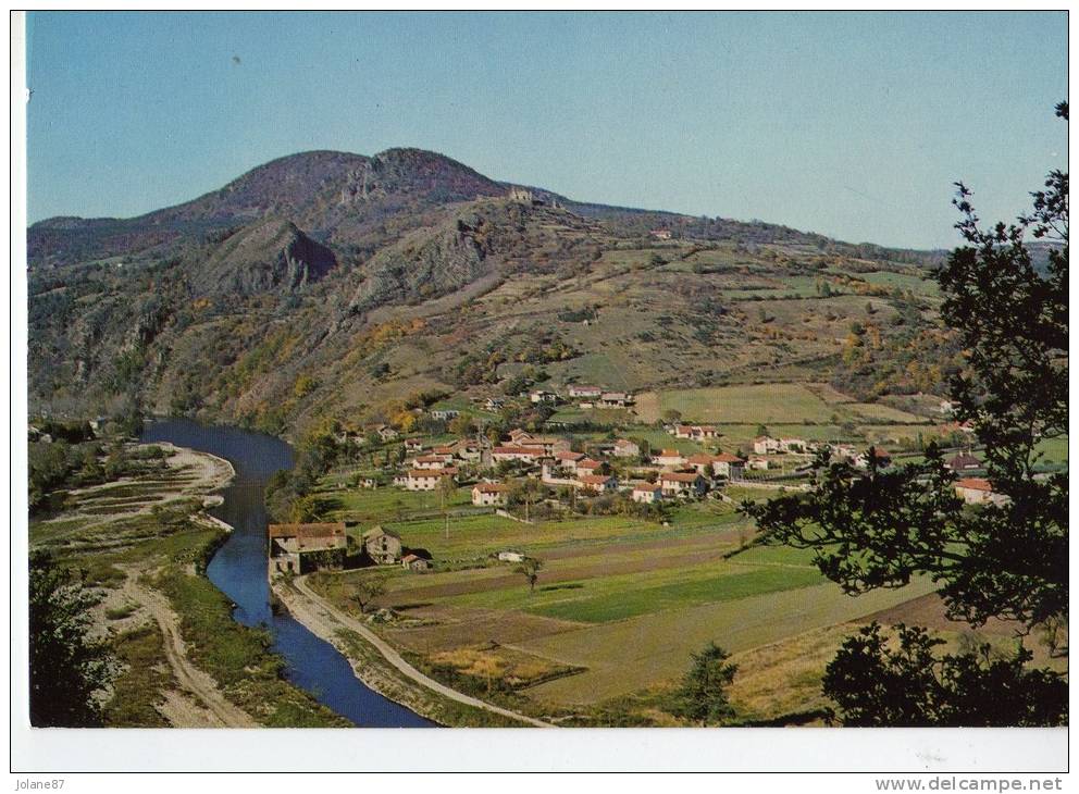 CPM      43       RETOURNAC           VILLAGE DE VOUSSE  VUE AERIENNE - Retournac