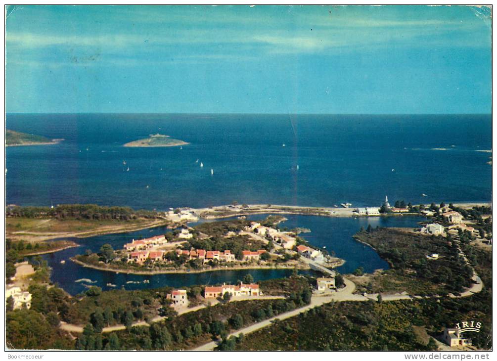 CORSE  LOT DE 4 CARTES   PORTO VECCHIO ILE DE ST CYPRIEN   -  PLAGE DE PALOMBAGGIA  -  VUE DE LA MARINE - Corse