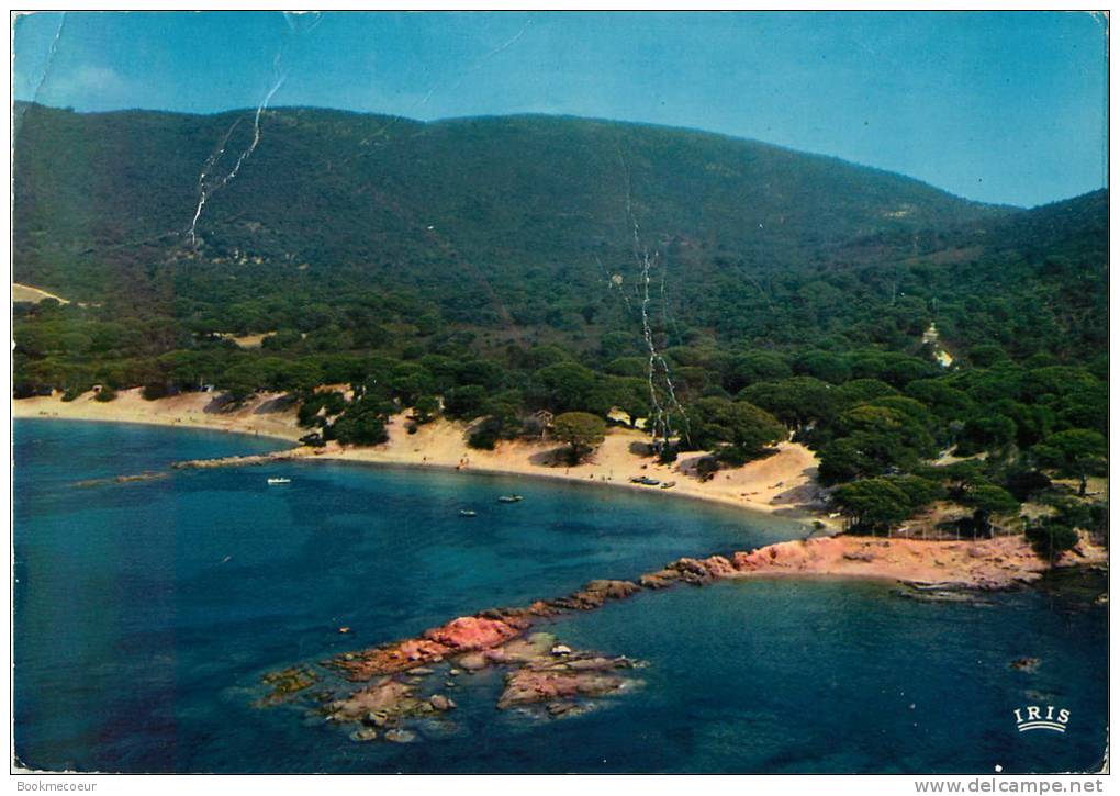 CORSE  LOT DE 4 CARTES   PORTO VECCHIO ILE DE ST CYPRIEN   -  PLAGE DE PALOMBAGGIA  -  VUE DE LA MARINE - Corse