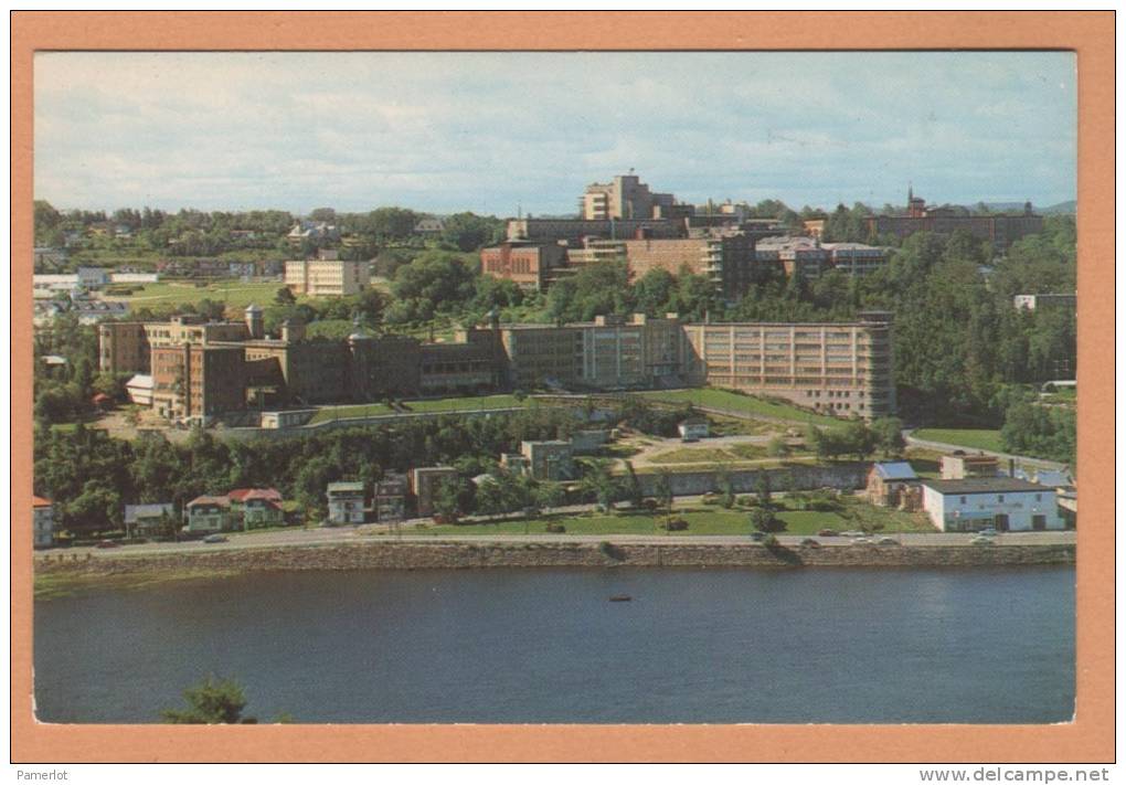 Chicoutimi ( Maison Des Soeurs Du Bon Conseil Panoramique ) Quebec Canada Carte Postale Postcard - Chicoutimi