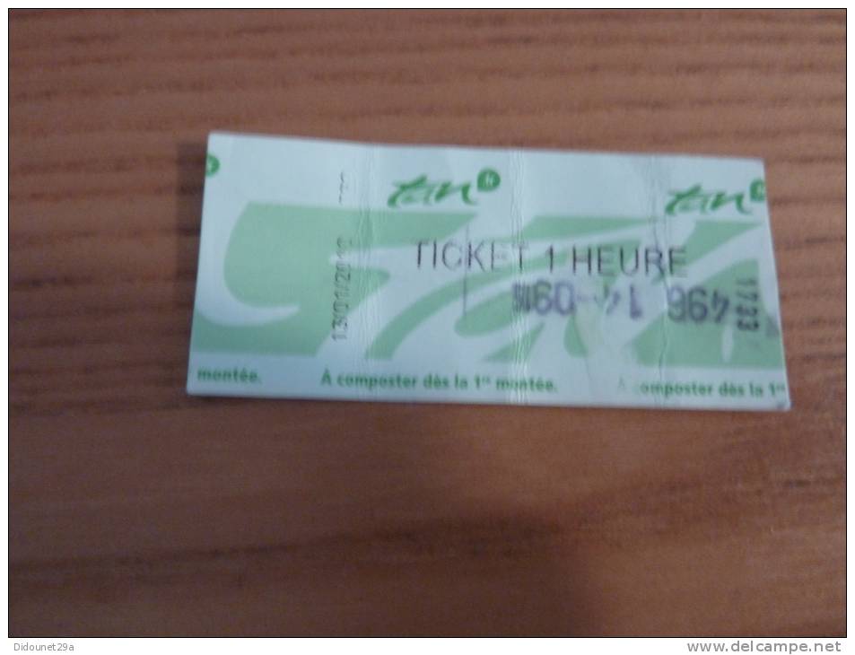 Ticket De Bus "tan - Ticket 1 Heure - NANTES(44) Edition 2010 (vert Sur Blanc) - Europe