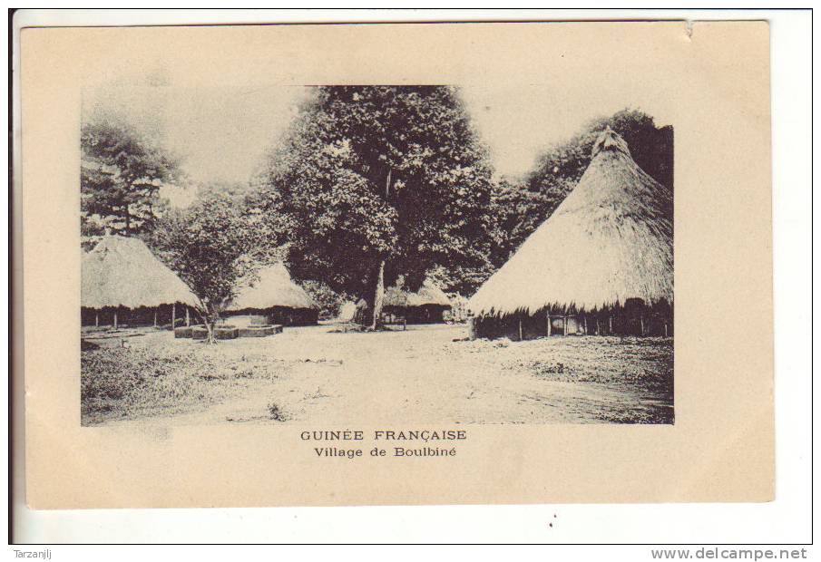 CPA De Conakry (Guinée Française): Village De Boulbiné - Guinea