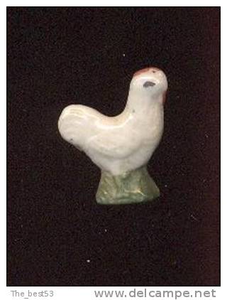 Féve -   1 Ere Epoque  1874 - 1920  -   Poule Sur Socle Vert Décor Rouge  20mm - Frühe Figuren