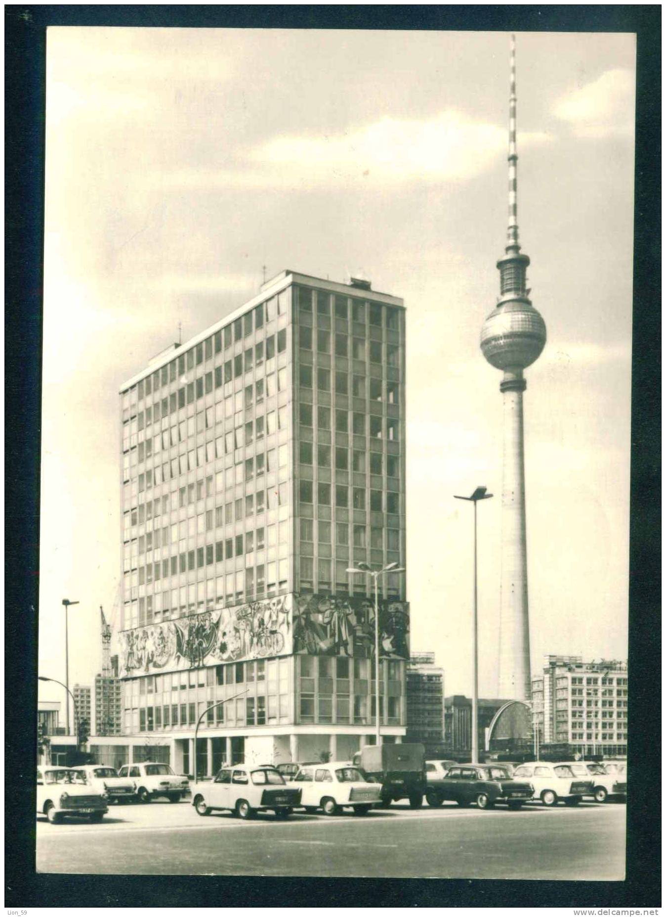 56427 // BERLIN - DDR , TV TOWER , RABBIT KANINCHEN , FUCHS FOX ,  Germany Deutschland  Allemagne Germania - Lapins