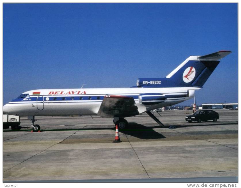 (avi 92) - Avion - Airplane - YAK 40 - Belavia - 1946-....: Moderne