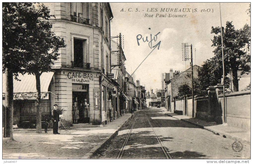 LES MUREAUX (78) Rue Paul Doumer Commerce Animation - Les Mureaux