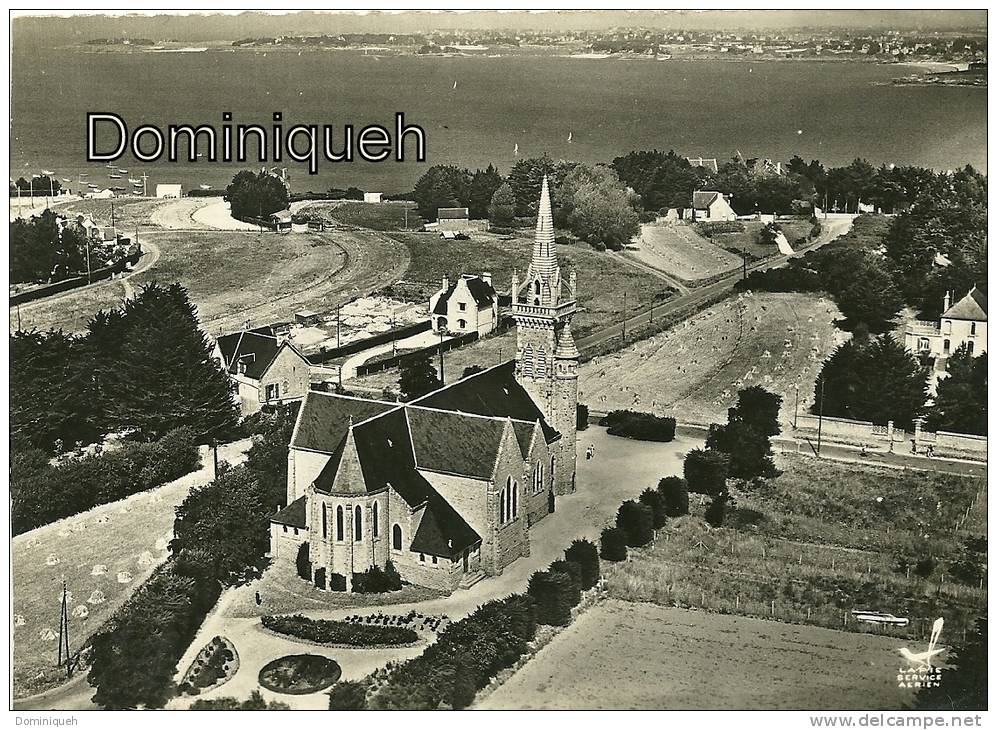 L'Eglise Et La Vue Sur Lancieux Vue Aérienne - Saint-Jacut-de-la-Mer