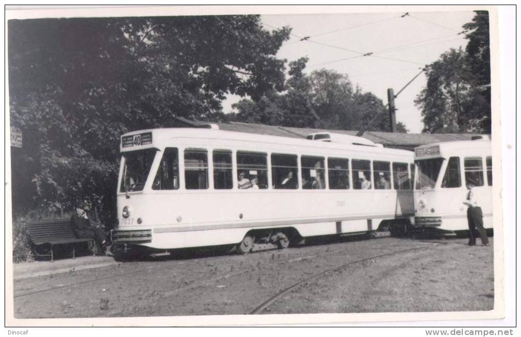 BRUXELLES, Brussels, Brussel,  TRAMWAYS RAILWAYS 2 B/W REAL PHOTOS CARDS, **1950** - Ferrovie, Stazioni