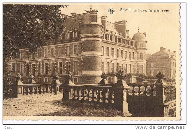 Beloeil  Le Chateau Vu Dans Le Parc - Beloeil