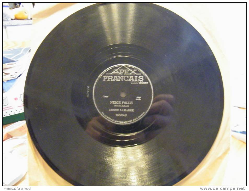 78tours.André Lamarre.C'est Noel/Neige Folle - 78 Rpm - Gramophone Records