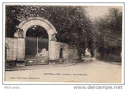 CPA 52 MONTIER EN DER - Le Haras - Porte D Honneur - Montier-en-Der